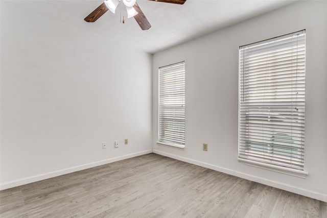 2121 Stone Moss Lane, Grapevine, TX 76051