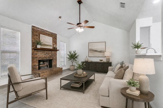 2121 Stone Moss Lane, Grapevine, TX 76051