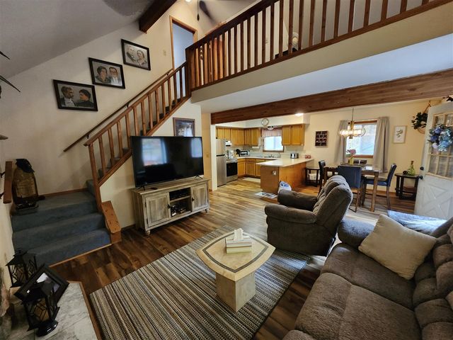 108 Deerwood Court, Roscommon, MI 48653