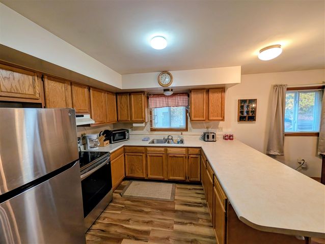 108 Deerwood Court, Roscommon, MI 48653