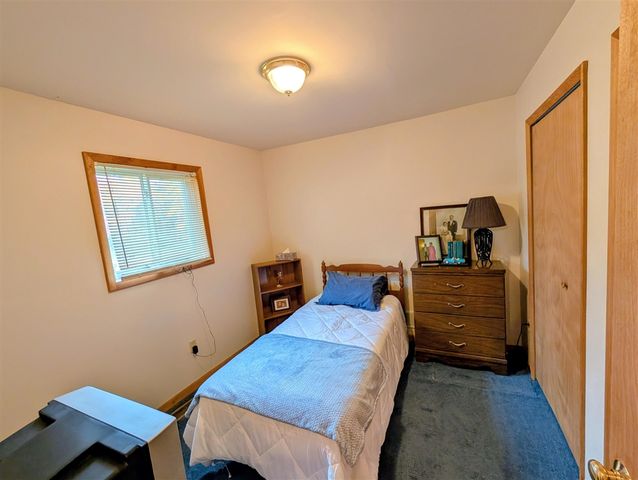 108 Deerwood Court, Roscommon, MI 48653