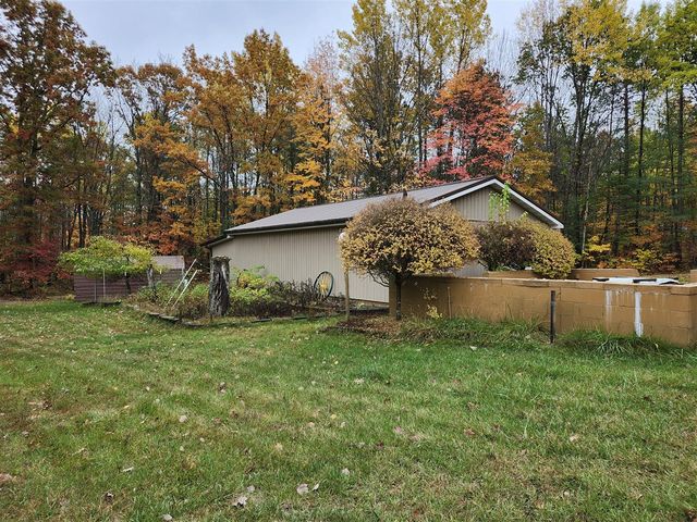 108 Deerwood Court, Roscommon, MI 48653