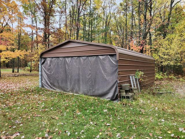 108 Deerwood Court, Roscommon, MI 48653