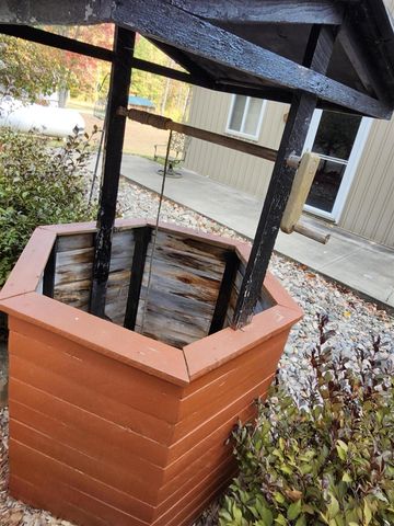 108 Deerwood Court, Roscommon, MI 48653