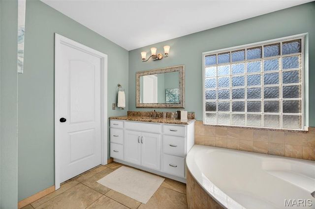 4088 Jacobs Landing, Unincorporated, MO 63304