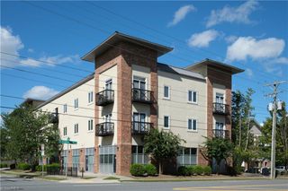 528 S Josephine Boyd Street 201, Greensboro, NC 27403