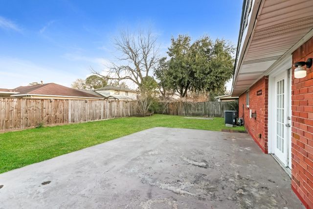 1813 Marlock Lane, Pasadena, TX 77502