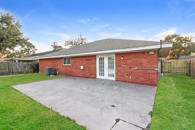 1813 Marlock Lane, Pasadena, TX 77502