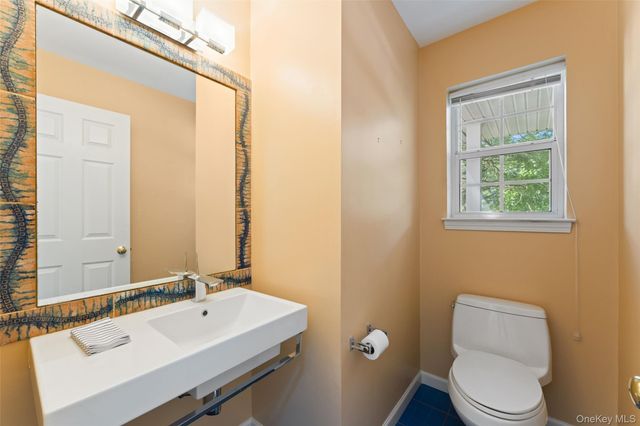 1 Deerfoot Lane, Yonkers, NY 10710