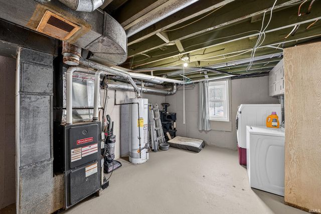 2424 Normandy Drive, Mishawaka, IN 46545