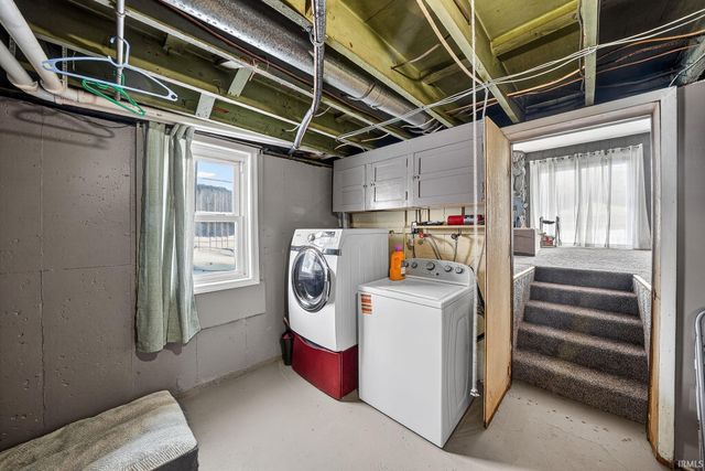 2424 Normandy Drive, Mishawaka, IN 46545