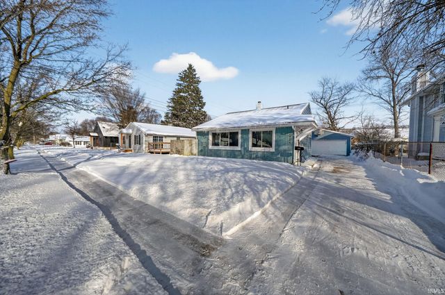 2424 Normandy Drive, Mishawaka, IN 46545