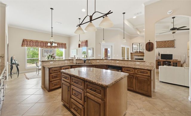 6410 Coronation Dr, Corpus Christi, TX 78414