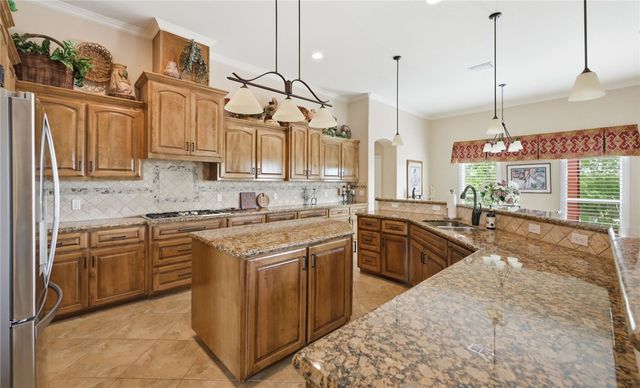 6410 Coronation Dr, Corpus Christi, TX 78414