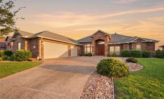 6410 Coronation Dr, Corpus Christi, TX 78414