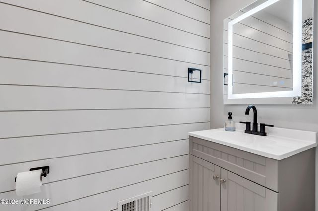 1620 Ewart Road, Forked River, NJ 08731