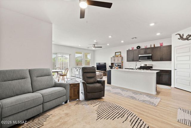 10018 N Cascalote Lane, Marana, AZ 85653