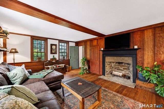 25 Old Turnpike Road, Mansfield, CT 06268
