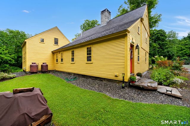 25 Old Turnpike Road, Mansfield, CT 06268