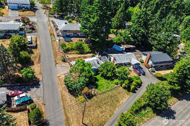 5669 Kitsap Way, Bremerton, WA 98312