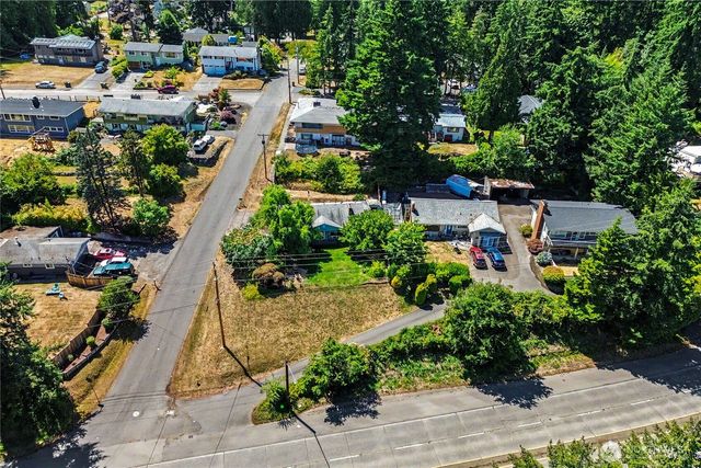 5669 Kitsap Way, Bremerton, WA 98312