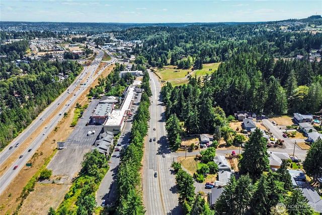 5669 Kitsap Way, Bremerton, WA 98312