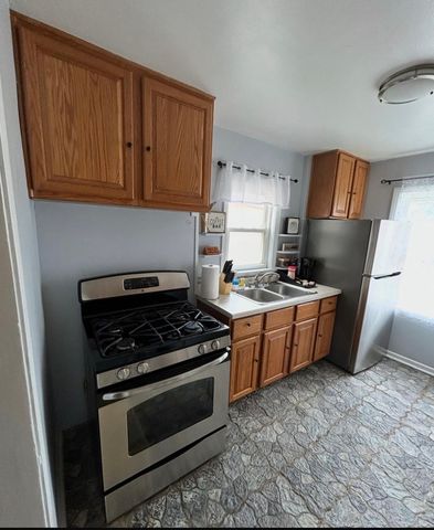 3816 N Pacific Avenue, Chicago, IL 60634