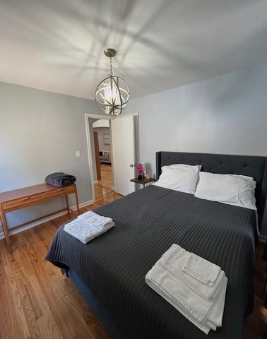 3816 N Pacific Avenue, Chicago, IL 60634