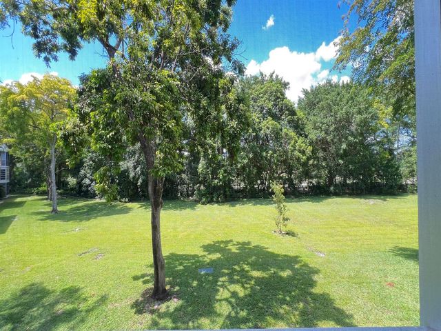 8305 NW 61st Street C209, Tamarac, FL 33321