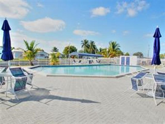 8305 NW 61st Street C209, Tamarac, FL 33321