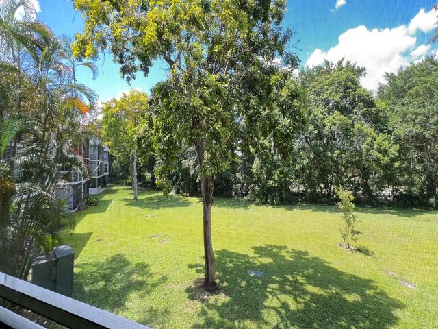 8305 NW 61st Street C209, Tamarac, FL 33321