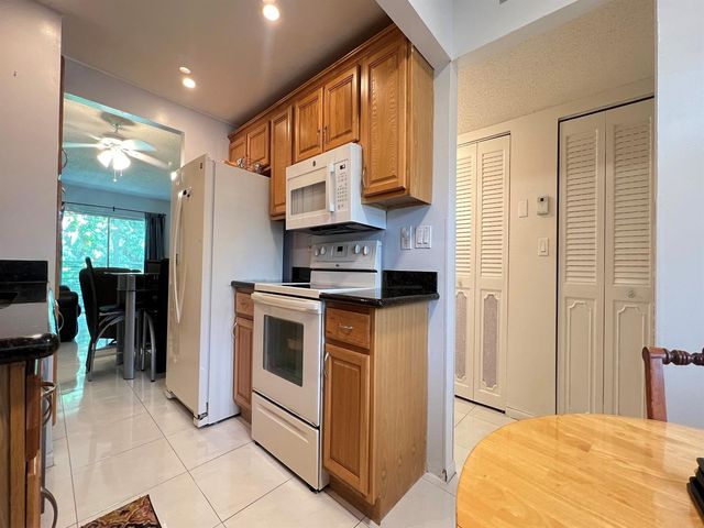 8305 NW 61st Street C209, Tamarac, FL 33321