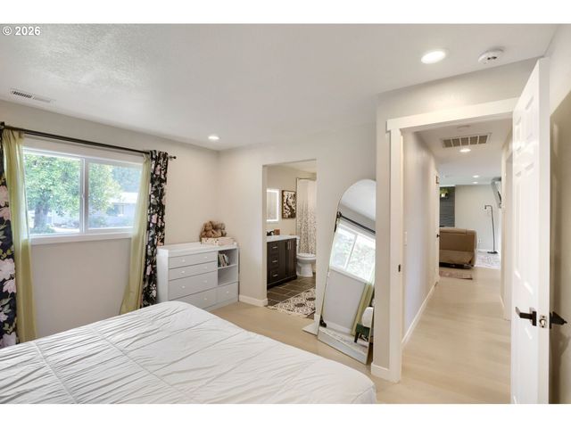 8609 Se 34TH Ave, Milwaukie, OR 97222