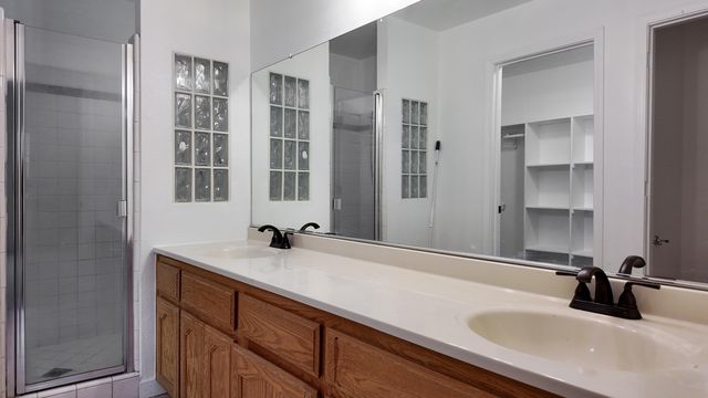 1148 W Orange Avenue, Porterville, CA 93257