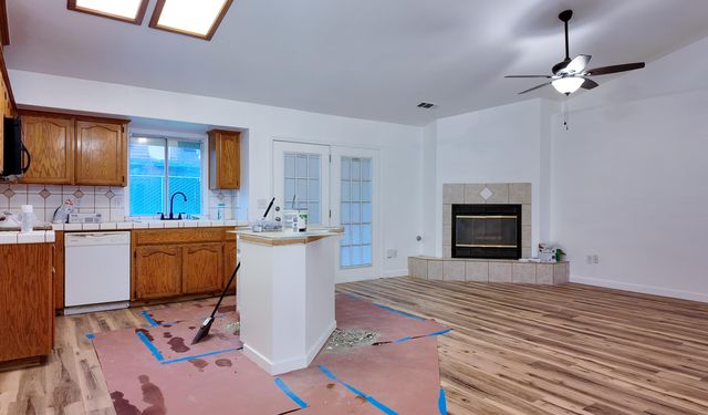 1148 W Orange Avenue, Porterville, CA 93257