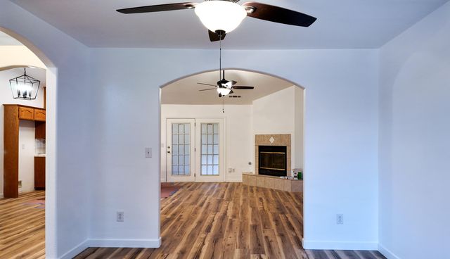 1148 W Orange Avenue, Porterville, CA 93257