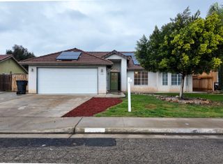 1148 W Orange Avenue, Porterville, CA 93257