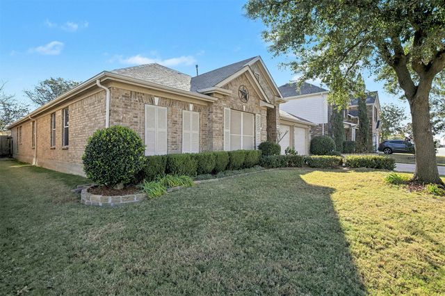 4900 Breezewind Lane, Fort Worth, TX 76123