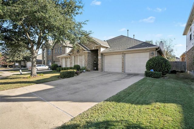 4900 Breezewind Lane, Fort Worth, TX 76123