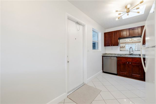 1924 Sunset Drive SW, Vero Beach, FL 32962