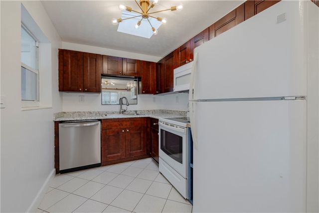 1924 Sunset Drive SW, Vero Beach, FL 32962