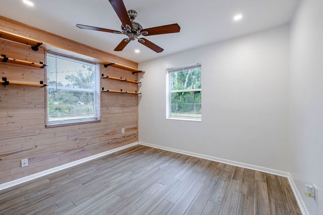 1924 Sunset Drive SW, Vero Beach, FL 32962