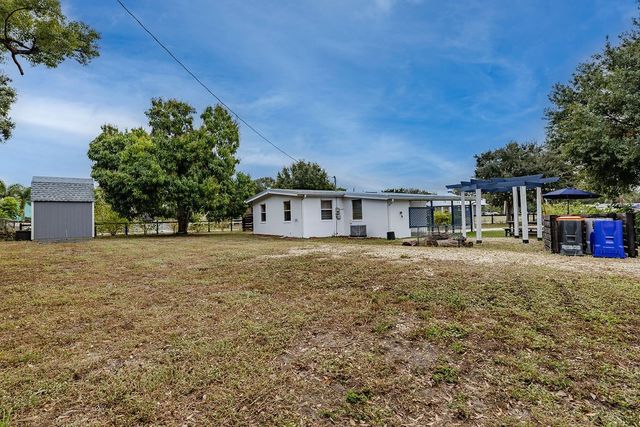 1924 Sunset Drive SW, Vero Beach, FL 32962