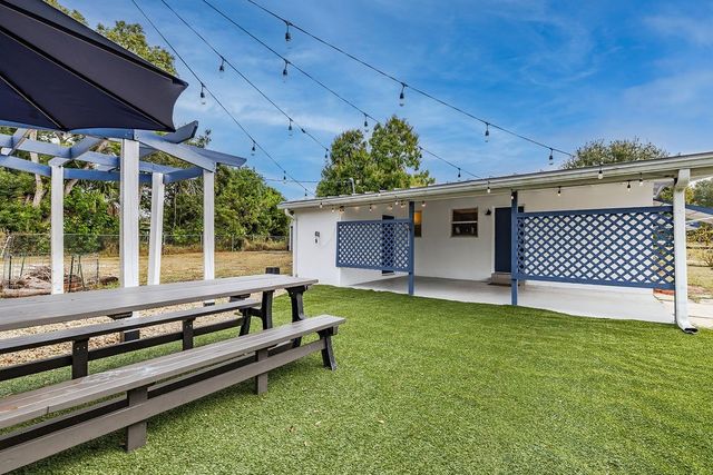 1924 Sunset Drive SW, Vero Beach, FL 32962