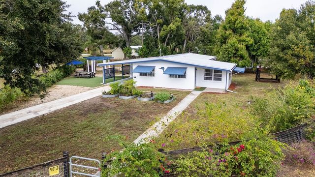 1924 Sunset Drive SW, Vero Beach, FL 32962