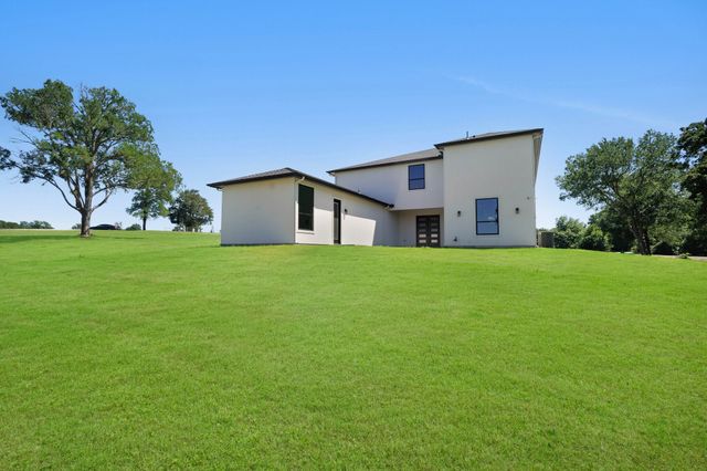 321 El Barco, Corsicana, TX 75109