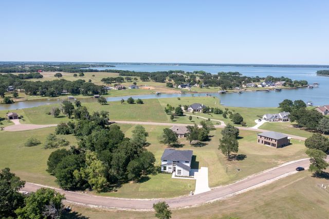 321 El Barco, Corsicana, TX 75109