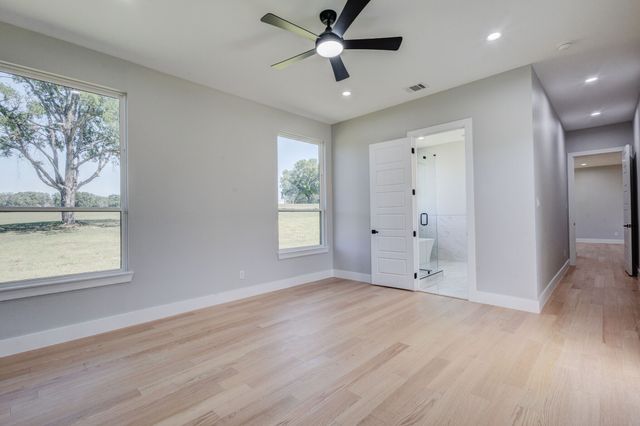 321 El Barco, Corsicana, TX 75109