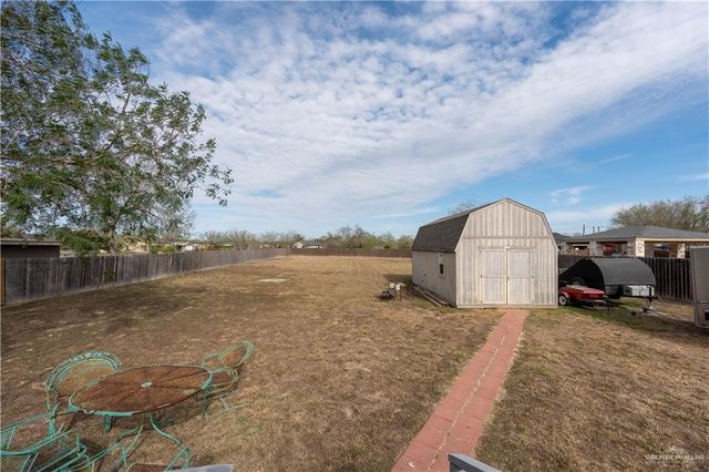 17619 Forest Lane, Combes, TX 78535