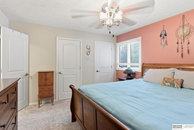 1926 N 93rd Street, Omaha, NE 68114